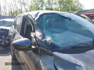 2021 Ford Escape SE z VIN 1FMCU9G66MUA11210, wystawiony jako IAAI lot #42205135 z przebiegiem 35 165 mil mil oraz . Historia ofert i sprzedaży dostępna na DreamBid. Obrazek 19.