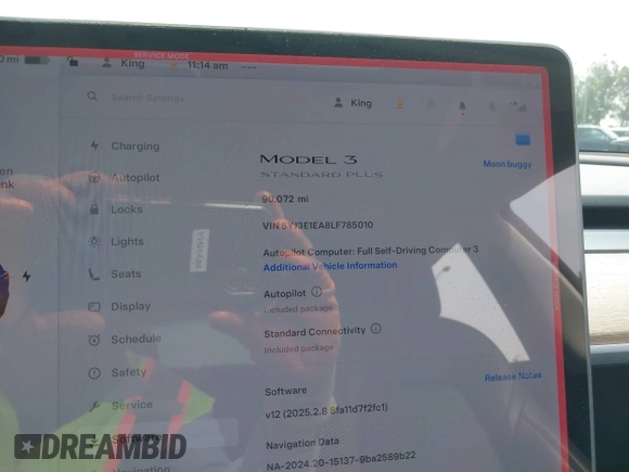 2020 Tesla Model 3 Standard Range Plus z VIN 5YJ3E1EA8LF785010, wystawiony jako IAAI lot #42130951 z przebiegiem 90 072 mil mil oraz . Historia ofert i sprzedaży dostępna na DreamBid. Obrazek 7.