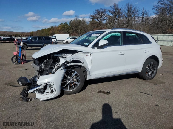 2023 Audi Q5 S line Premium Plus with VIN WA1EAAFY7P2002410, listed as a Copart auction lot 44522615 with 18,176 mi miles and Salvage Title. Bid and sale history available at carsss.com. Image 1.