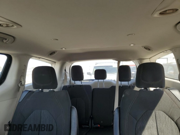 2017 Chrysler Pacifica Touring with VIN 2C4RC1DG5HR516397, listed as a Copart auction lot 53685085 with 181,210 mi miles and Salvage Title. Bid and sale history available at DreamBid. Image 10.