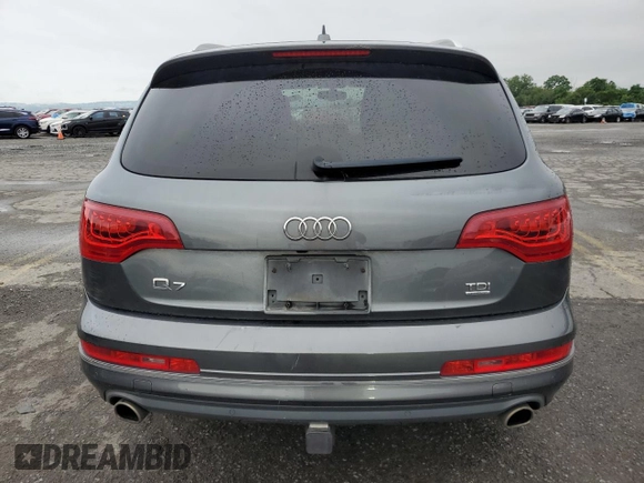 2014 Audi Q7 Premium Plus with VIN WA1LMAFE8ED015737, listed as a Copart auction lot 62099545 with 129,505 mi miles and Salvage title. Bid and sale history available at DreamBid. Image 6.