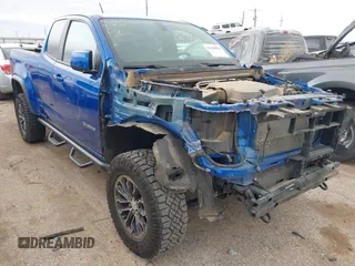 2020 Chevrolet Colorado 4WD ZR2 z VIN 1GCRTEEN9L1189746, wystawiony jako IAAI lot #42148094 z przebiegiem 53 787 mil mil oraz . Historia ofert i sprzedaży dostępna na DreamBid. Obrazek 1.