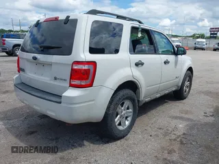 2009 Ford Escape Hybrid с VIN 1FMCU593X9KB20378, выставлен на аукционе IAAI как лот 42355245 с пробегом 173 055 миль миль и . История ставок и продаж доступна на DreamBid. Изображение 4.