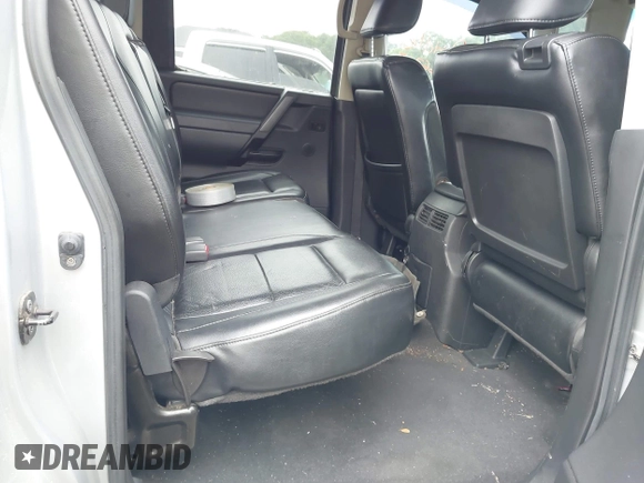 2008 Nissan Titan XE with VIN 1N6AA07C28N305044, listed as a IAAI auction lot 42366315 with 190,100 mi miles and . Bid and sale history available at DreamBid. Image 8.