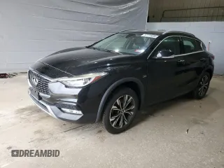 2018 Infiniti QX30 Essential z VIN SJKCH5CR7JA057432, wystawiony jako Copart lot #57773095 z przebiegiem 94 839 mil mil oraz Tytuł czysty. Historia ofert i sprzedaży dostępna na DreamBid. Obrazek 1.