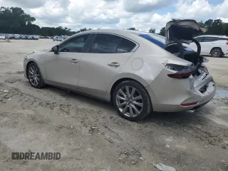 2023 Mazda 3 S Carbon Edition z VIN 3MZBPACMXPM378744, wystawiony jako Copart lot #63673265 z przebiegiem 7 641 mil mil oraz Szkoda całkowita • Salvage title. Historia ofert i sprzedaży dostępna na DreamBid. Obrazek 2.