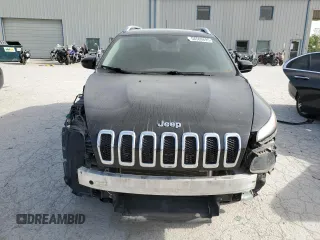 2018 Jeep Cherokee Latitude Tech Connect z VIN 1C4PJLCB8JD537025, wystawiony jako Copart lot #56568695 z przebiegiem 149 071 mil mil oraz Szkoda całkowita • Salvage title. Historia ofert i sprzedaży dostępna na DreamBid. Obrazek 5.