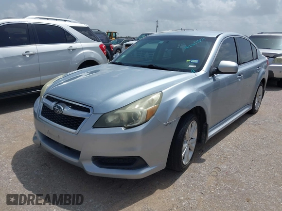 2014 Subaru Legacy Premium z VIN 4S3BMCC66E3026641, wystawiony jako IAAI lot #42621371 z przebiegiem 139 187 mil mil oraz . Historia ofert i sprzedaży dostępna na DreamBid. Obrazek 17.