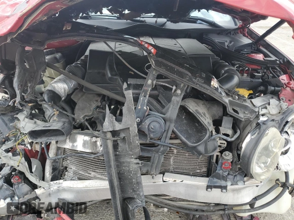 2005 Mercedes-Benz CLK 5.0L with VIN WDBTK75G05T036300, listed as a Copart auction lot 50647345 with 88,041 mi miles and Salvage Title. Bid and sale history available at carsss.com. Image 13.