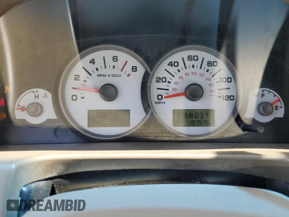 2005 Ford Escape Limited with VIN 1FMCU94145KC80456, listed as a Copart auction lot 59661175 with 197,575 mi miles and Clean title. Bid and sale history available at DreamBid. Image 9.
