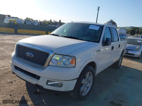 2007 Ford F-150 XLT with VIN 1FTPW12527FB74543, listed as a IAAI auction lot 41723554 with 217,242 mi miles. Bid and sale history available at carsss.com. Image 17.