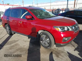 2017 Nissan Pathfinder SV with VIN 5N1DR2MM2HC655993, listed as a IAAI auction lot 41108207 with 139,733 mi miles. Bid and sale history available at carsss.com. Image 1.