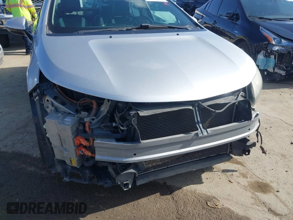2012 Chevrolet Volt with VIN 1G1RB6E45CU100200, listed as a IAAI auction lot 41954928 with 179,431 mi miles and . Bid and sale history available at carsss.com. Image 6.