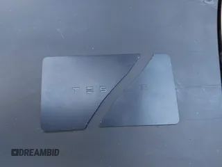 2020 Tesla Model 3 Performance z VIN 5YJ3E1EC5LF791879, wystawiony jako IAAI lot #41302692 z przebiegiem 76 502 mil mil oraz . Historia ofert i sprzedaży dostępna na DreamBid. Obrazek 11.