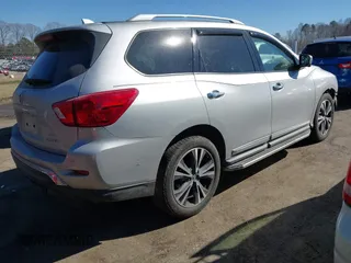 2020 Nissan Pathfinder Platinum with VIN 5N1DR2DM2LC608777, listed as a IAAI auction lot 41707833 with 144,366 mi miles. Bid and sale history available at carsss.com. Image 4.
