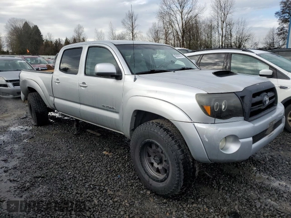 2007 Toyota Tacoma z VIN 5TEMU52NX7Z371642, wystawiony jako Copart lot #45928575 z przebiegiem 221 028 mil mil oraz Szkoda całkowita • Salvage title. Historia ofert i sprzedaży dostępna na DreamBid. Obrazek 4.