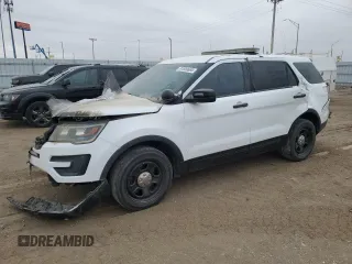 2016 Ford Utility Police Interceptor with VIN 1FM5K8AR4GGC14918, listed as a Copart auction lot 87609665 with 0 mi miles and Salvage Title. Bid and sale history available at carsss.com. Image 1.