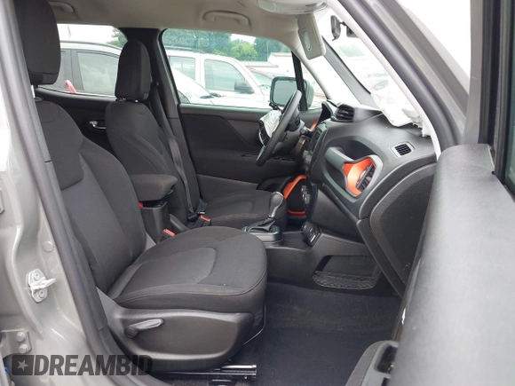 2020 Jeep Renegade Jeepster with VIN ZACNJBABXLPL53923, listed as a IAAI auction lot 42359624 with 67,418 mi miles and . Bid and sale history available at DreamBid. Image 5.