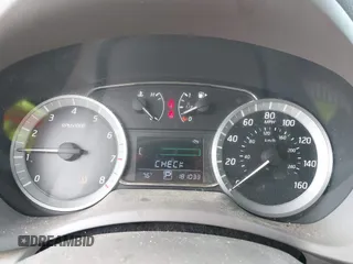 2013 Nissan Sentra SR z VIN 3N1AB7AP2DL698707, wystawiony jako IAAI lot #42277148 z przebiegiem 181 033 mil mil oraz . Historia ofert i sprzedaży dostępna na DreamBid. Obrazek 7.