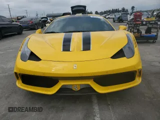 2015 Ferrari 458 Italia Speciale z VIN ZFF75VFA5F0211945, wystawiony jako Copart lot #52176114 z przebiegiem Nie podano mil oraz Nie do naprawy. Historia ofert i sprzedaży dostępna na DreamBid. Obrazek 5.