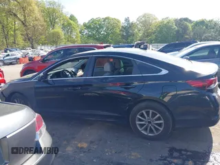 2019 Hyundai Sonata SE with VIN 5NPE24AF1KH752869, listed as a IAAI auction lot 41998391 with 107,913 mi miles and . Bid and sale history available at DreamBid. Image 14.