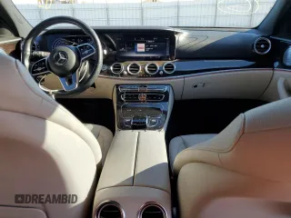 2019 Mercedes-Benz E-Class E 300 with VIN WDDZF4JBXKA640894, listed as a Copart auction lot 67495542 with 45,770 mi miles. Bid and sale history available at carsss.com. Image 8.