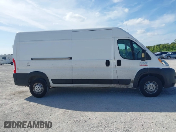 2020 Ram ProMaster Cargo with VIN 3C6TRVDGXLE110970, listed as a IAAI auction lot 42109762 with 71,539 mi miles and . Bid and sale history available at carsss.com. Image 13.
