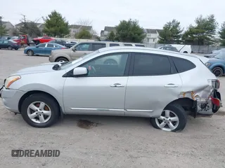 2013 Nissan Rogue S with VIN JN8AS5MTXDW043607, listed as a IAAI auction lot 41795965 with 132,741 mi miles. Bid and sale history available at carsss.com. Image 14.