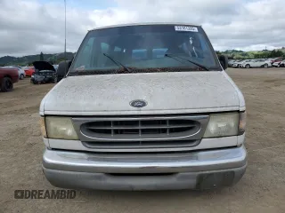 2001 Ford Econoline Passenger XL with VIN 1FBSS31L41HB19352, listed as a Copart auction lot 53101325 with 101,807 mi miles and Salvage title. Bid and sale history available at DreamBid. Image 5.