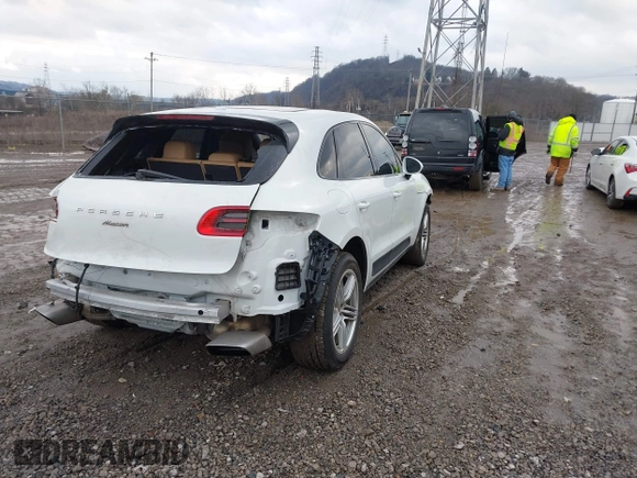 2018 Porsche Macan with VIN WP1AA2A51JLB11162, listed as a IAAI auction lot 41584797 with 72,892 mi miles and . Bid and sale history available at DreamBid. Image 4.