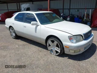 2000 Lexus LS 400 with VIN JT8BH28F0Y0167488, listed as a IAAI auction lot 41820518 with 278,656 mi miles and . Bid and sale history available at carsss.com. Image 1.