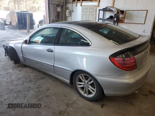2003 Mercedes-Benz C with VIN WDBRN64J93A459216, listed as a Copart auction lot 87855085 with 208,336 mi miles and Salvage title. Bid and sale history available at DreamBid. Image 2.