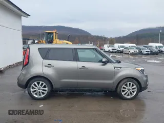 2018 Kia Soul + with VIN KNDJP3A50J7535785, listed as a IAAI auction lot 41933938 with 112,282 mi miles. Bid and sale history available at carsss.com. Image 13.