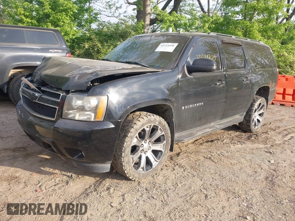 2007 Chevrolet Suburban LT с VIN 1GNFK16317J312027, выставлен на аукционе IAAI как лот 42214940 с пробегом 305 088 миль миль и . История ставок и продаж доступна на DreamBid. Изображение 18.