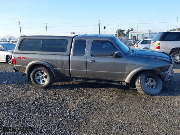2004 Ford Ranger XLT with VIN 1FTZR45E94PB01043, listed as a IAAI auction lot 41390990 with 169422 miles. Bid and sale history available at carsss.com. Image 14.