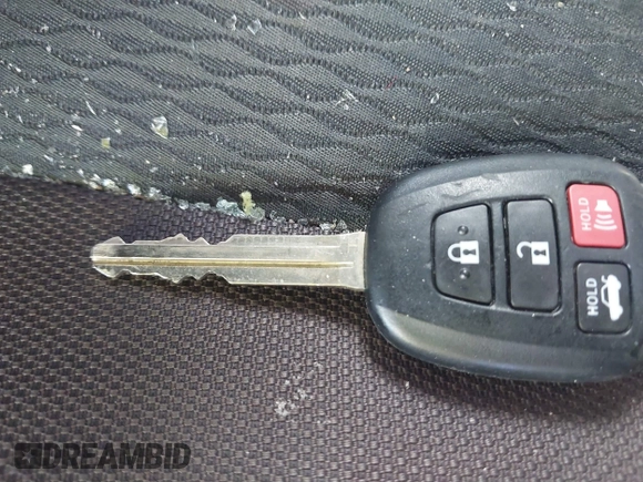 2018 Toyota Corolla L с VIN 2T1BURHEXJC083073, выставлен на аукционе IAAI как лот 41034682 с пробегом 28 730 миль миль и . История ставок и продаж доступна на DreamBid. Изображение 11.