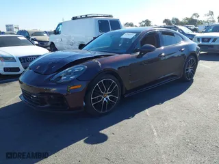 2022 Porsche Panamera with VIN WP0AJ2A73NL102133, listed as a IAAI auction lot 41047372 with 16,545 mi miles. Bid and sale history available at carsss.com. Image 17.