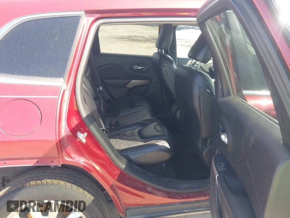 2017 Jeep Cherokee Limited with VIN 1C4PJLDS9HW623621, listed as a IAAI auction lot 41628758 with 158,112 mi miles and . Bid and sale history available at DreamBid. Image 8.