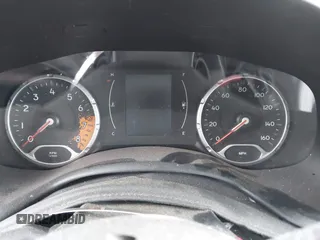 2016 Jeep Renegade Latitude with VIN ZACCJBBT6GPD81497, listed as a IAAI auction lot 41605838 with 167,270 mi miles. Bid and sale history available at carsss.com. Image 7.