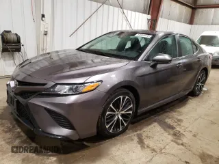 2019 Toyota Camry LE with VIN 4T1B11HK2KU217235, listed as a Copart auction lot 54064875 with 60,487 mi miles and Clean Title. Bid and sale history available at carsss.com. Image 1.