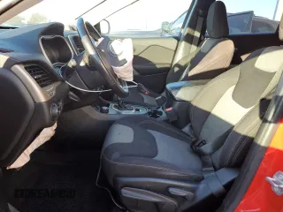 2018 Jeep Cherokee Latitude with VIN 1C4PJMCX6JD599735, listed as a Copart auction lot 42720355 with 86,293 mi miles and Non repairable. Bid and sale history available at DreamBid. Image 7.