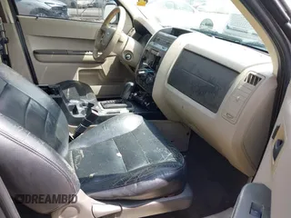 2008 Ford Escape XLS with VIN 1FMCU02Z18KD21828, listed as a IAAI auction lot 42506293 with 254,958 mi miles and . Bid and sale history available at DreamBid. Image 5.