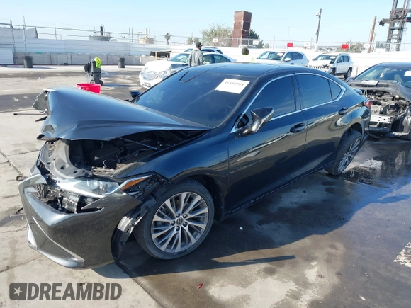2021 Lexus ES with VIN 58AD11D16MU002636, listed as a IAAI auction lot 41850264 with 1 mi miles. Bid and sale history available at carsss.com. Image 19.
