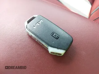 2022 Kia K5 GT-Line z VIN 5XXG64J29NG164454, wystawiony jako IAAI lot #42102282 z przebiegiem 43 367 mil mil oraz . Historia ofert i sprzedaży dostępna na DreamBid. Obrazek 11.
