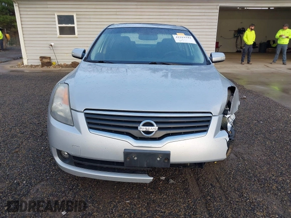 2008 Nissan Altima 3.5 SE with VIN 1N4BL21E88N454376, listed as a IAAI auction lot 41919342 with 243,006 mi miles. Bid and sale history available at carsss.com. Image 13.