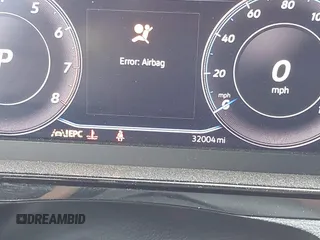 2021 Volkswagen Arteon SEL R-Line z VIN WVWSR7AN6ME007156, wystawiony jako IAAI lot #42254735 z przebiegiem 32 004 mil mil oraz . Historia ofert i sprzedaży dostępna na DreamBid. Obrazek 16.