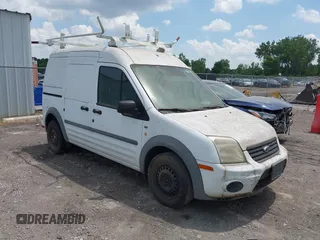 2011 Ford Transit Connect XLT z VIN NM0LS7DN1BT067694, wystawiony jako IAAI lot #42583471 z przebiegiem 167 992 mil mil oraz . Historia ofert i sprzedaży dostępna na DreamBid. Obrazek 1.