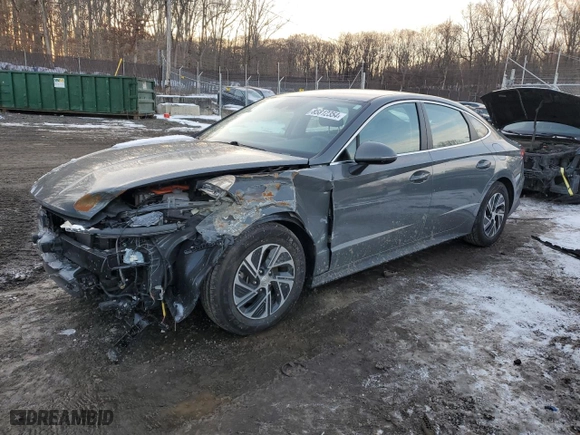 2021 Hyundai Sonata Hybrid Blue with VIN KMHL24JJ9MA035508, listed as a Copart auction lot 85812354 with 48,184 mi miles and Salvage Title. Bid and sale history available at carsss.com. Image 1.