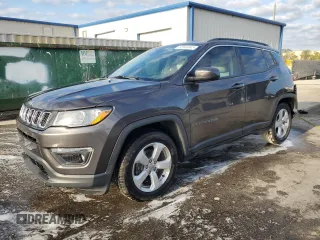 2021 Jeep Compass Altitude with VIN 3C4NJCBB5MT560012, listed as a Copart auction lot 52646345 with 40,184 mi miles and Salvage title. Bid and sale history available at DreamBid. Image 1.