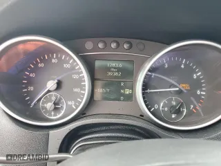 2008 Mercedes-Benz M-Class 5.5L with VIN 4JGBB72E38A392686, listed as a Copart auction lot 67938574 with 39,382 mi miles and Salvage Title. Bid and sale history available at carsss.com. Image 9.